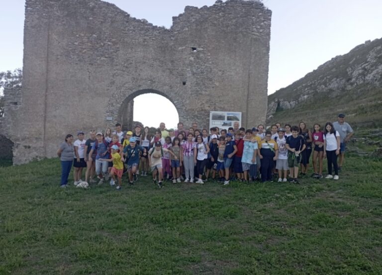 Studenti polacchi in visita a Gioiosa Guardia