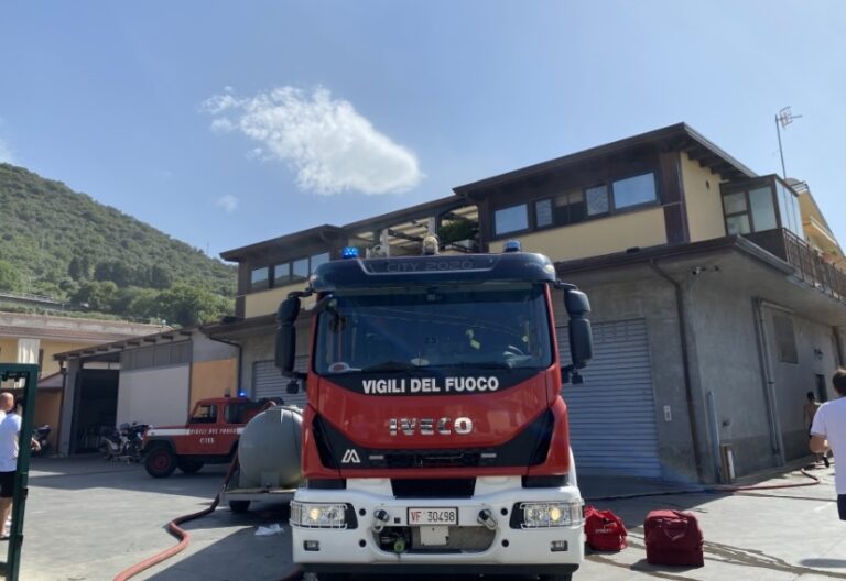 Capo d’Orlando, saranno i vigili del fuoco a stabilire le cause dell’incendio in contrada Piscittina