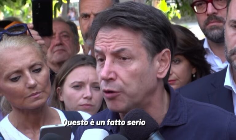 Conte fa tappa a Messina. Per il leader dei 5 Stelle anche una stoccata a Meloni e Salvini