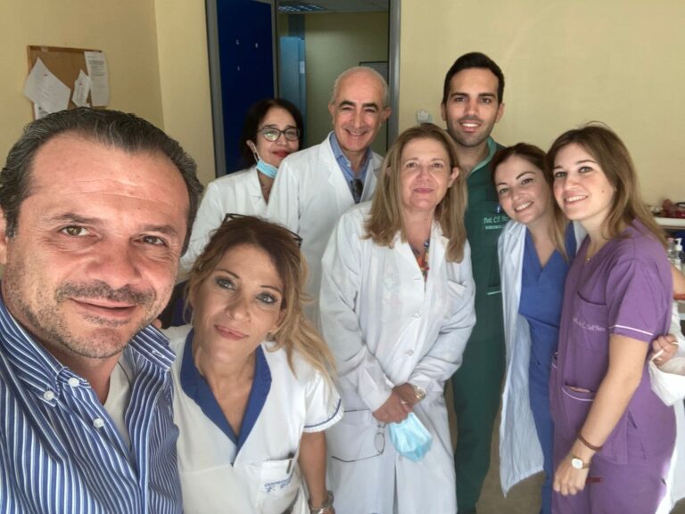 Cateno De Luca dimesso dal Policlinico. “Sto bene, ringrazio l’equipe medica”