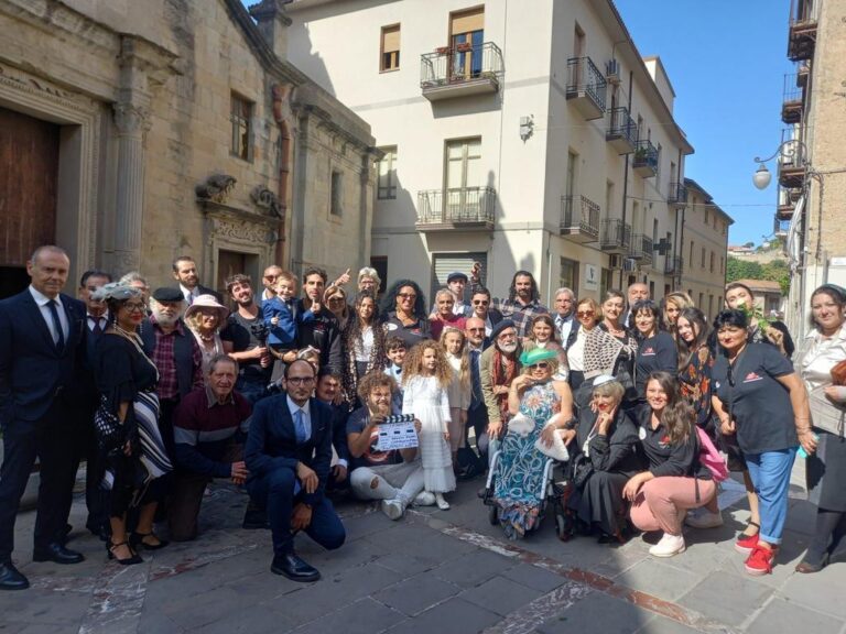 Sant’Angelo di Brolo, concluse le riprese del corto “Pietrazita”. Tanti gli artisti e le maestranze sul set