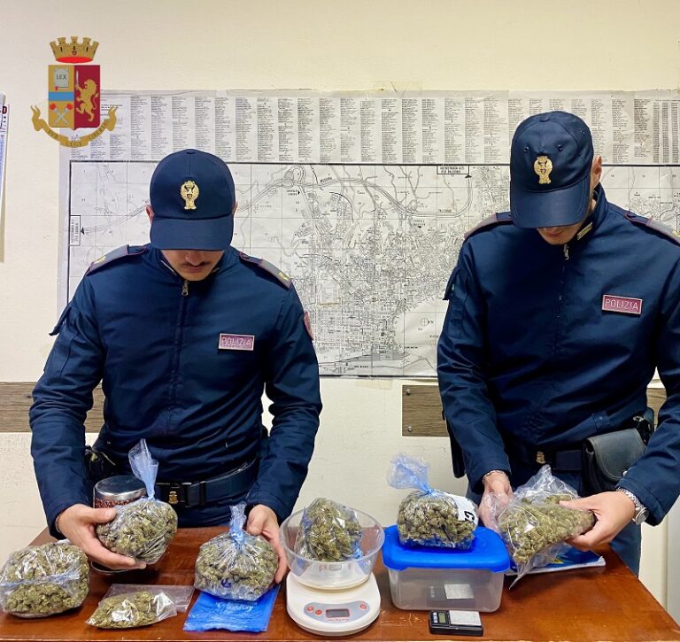 L’odore della marijuana era troppo forte, arrestato un messinese; teneva la droga in cantina