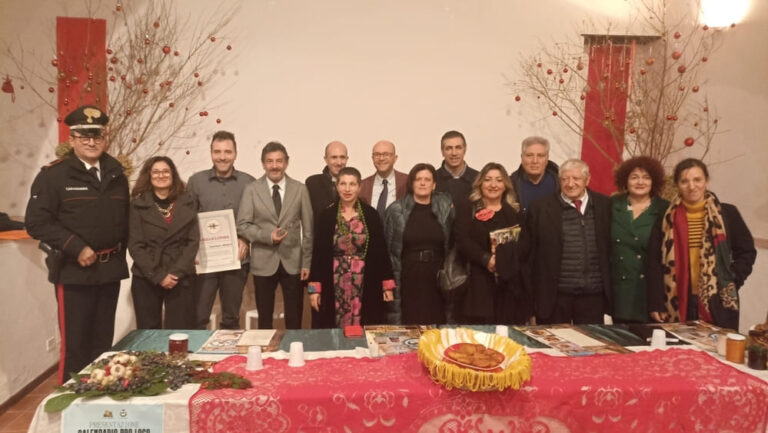 Sinagra, presentato il calendario 2023 Pro Loco dedicato a cibo e tradizione