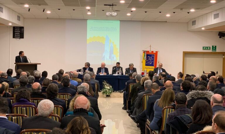 Assemblea Anci Sicilia: assessore Messina: “Il governo Schifani difenderà il fondo da 327 milioni per i Comuni in Finanziaria”