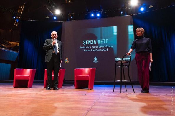 Domani su Rai Due “Senza Rete” docufilm sul cyberbullismo realizzato da Polizia di Stato e Rai Documentari