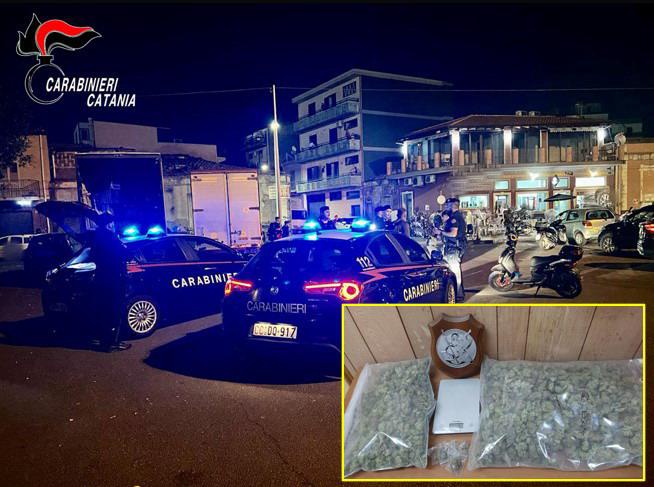 Catania: sorpreso nel suo deposito di droga, arrestato