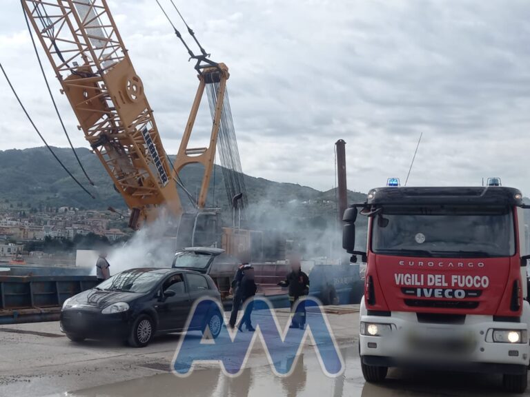 Sant’Agata Militello, esercitazione antincendio della Guardia Costiera al Porto