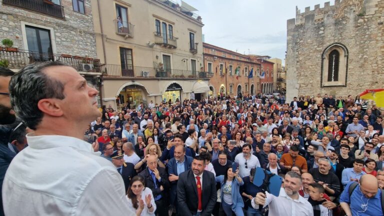 De Luca eletto sindaco di Taormina: “Non deluderò coloro che mi hanno votato”