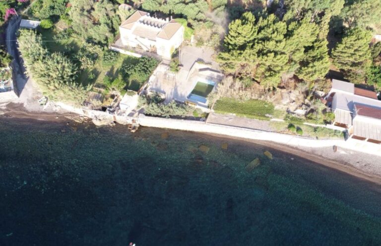 Lipari, via ai lavori sulla spiaggia di Portinente contro l’erosione costiera