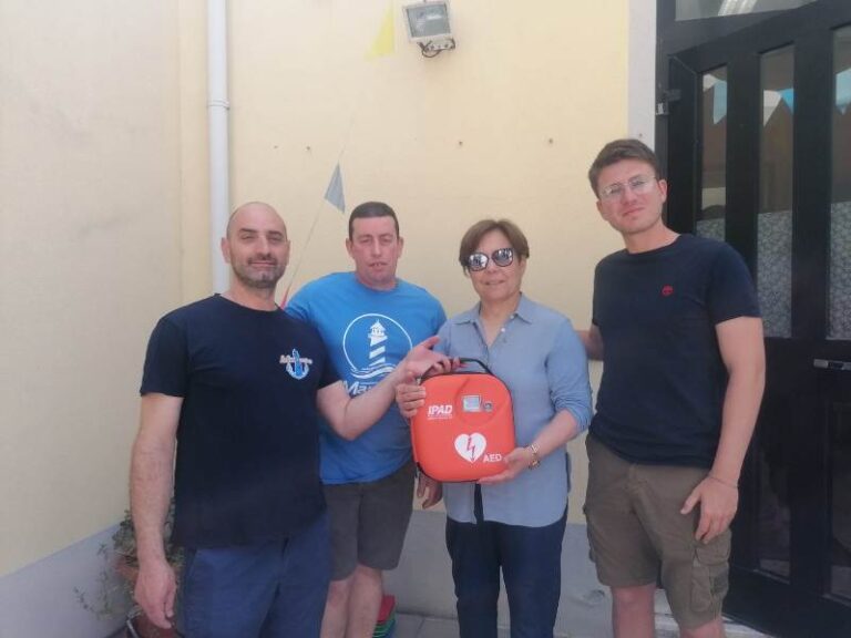 Patti: un defibrillatore per la scuola elementare di Case Nuove Russo