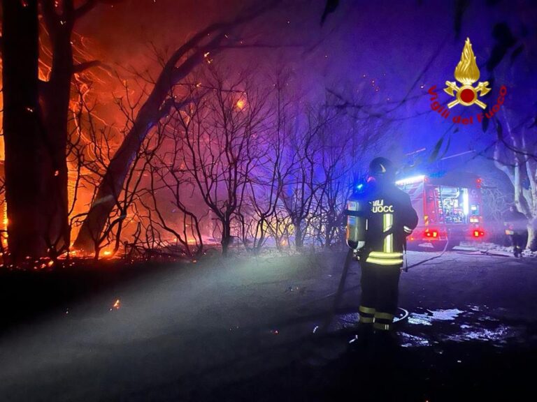 Barcellona Pozzo di Gotto: il movimento “Città Aperta” a convegno sul tema degli incendi