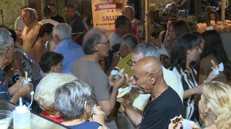 Galati Mamertino presa d’assalto per gustare le prelibatezze dei Nebrodi, con “Un paese in cucina” – VIDEO