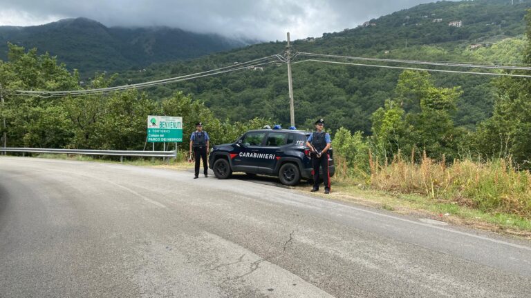 Tortorici – Lite tra condomini: 23enne viene arrestato. Poi fugge dai domiciliari e viene ripreso: adesso è in carcere a Barcellona