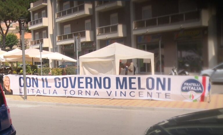 Brolo, campagna estiva di Fratelli d’Italia. In piazzetta Dante anche la senatrice Ella Bucalo