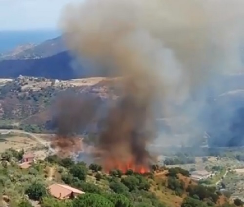 Librizzi: incendio in contrada Castagnazza