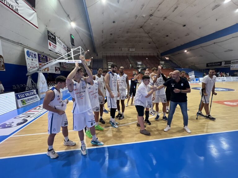 Terza vittoria consecutiva per la Infodrive Capo d’Orlando! I paladini vincono 76-53 con il Castanea Basket Messina