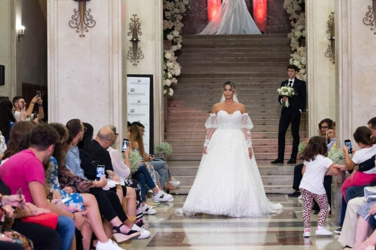 Splendore e Raffinatezza: Maison de Beauté Illumina Me Wedding di Sartoria Ragusa – ADV