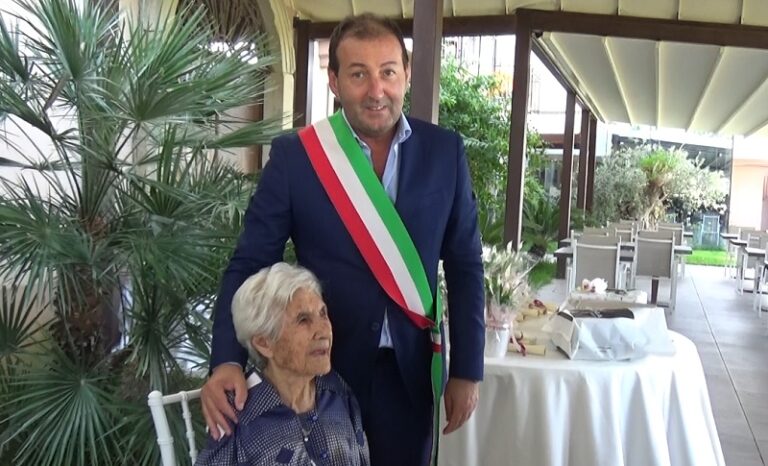 Patti: la signora Paola Benenati Ilacqua ha compiuto 100 anni