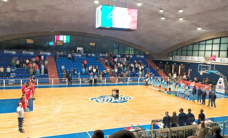 Basket – Alle 21 su AM la differita di Ragusa-Barcellona