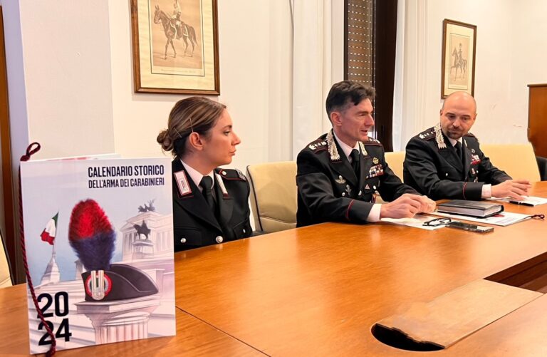 Presentato il calendario storico dell’Arma dei Carabinieri 2024 – Video