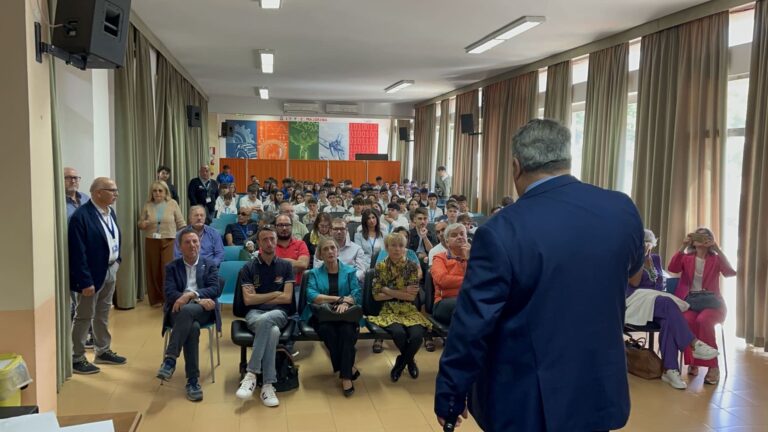 Milazzo – Inaugurato il nuovo laboratorio di tecnica aeronautica dell’Istituto “E. Majorana”