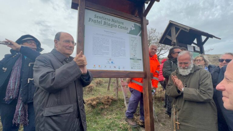 Madonie, inaugurato sentiero dedicato a Biagio Conte. Schifani: «Regione restaurerà rifugio per pellegrini»