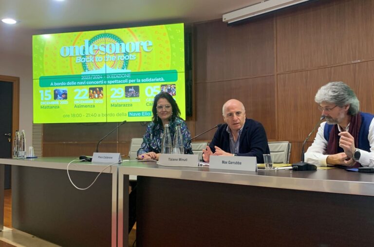 Caronte & Tourist presenta “Onde sonore”, tra spettacoli e solidarietà