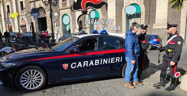 Aci Catena, continuava a seguire la ex, nonostante l’obbligo di dimora per maltrattamenti. 41enne finisce ai domiciliari