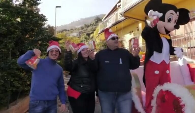 Gioiosa Marea: la slitta di Babbo Natale in contrada Landro