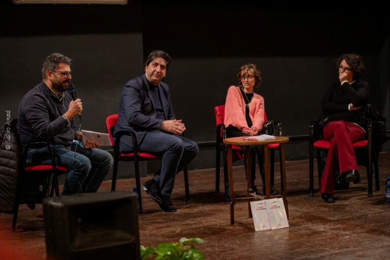 Naso: al teatro “Vittorio Alfieri” l’ultima creazione letteraria di Silvia Toscano: “Le nuove favole di Silvia”