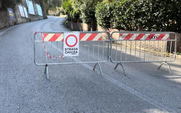 Capo d’Orlando – Riaprirà nel pomeriggio la strada chiusa in via Libertà