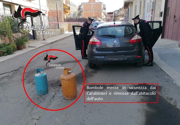 Fallito attentato: 3 bombole GPL piazzate su un’auto rubata e incendiata. In carcere 3 giovani di Palagonia