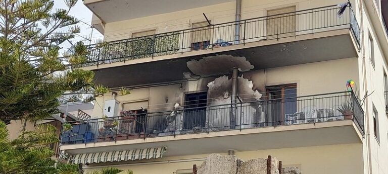 Capo d’Orlando: incendio in un’abitazione in via Cordovena