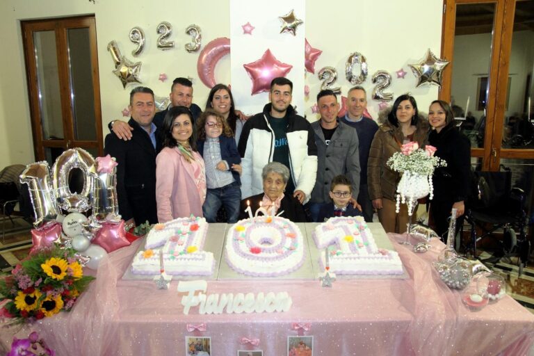 Raccuja – I festeggiamenti per i 101 anni di Nonna Francesca