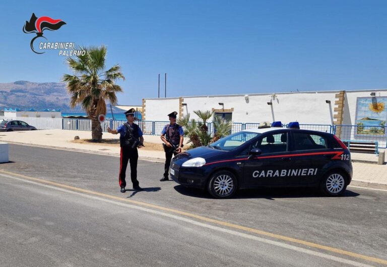 Rapina a mano armata a due turisti in taxi ad Isola delle Femmine. 4 persone arrestate