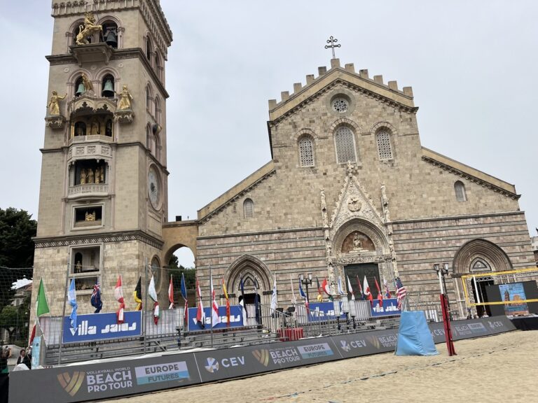 Messina: Inaugurata la Beach Arena di Piazza Duomo, da domani le gare