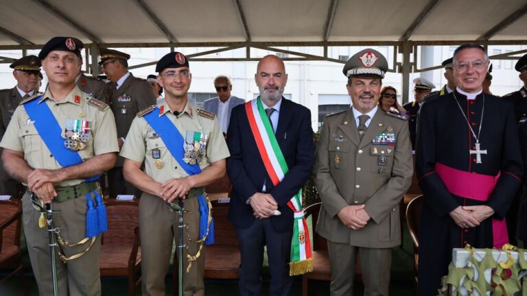 Messina: 5° Reggimento Fanteria Aosta, il colonnello Roberto Pace subentra a Antonio Laudando