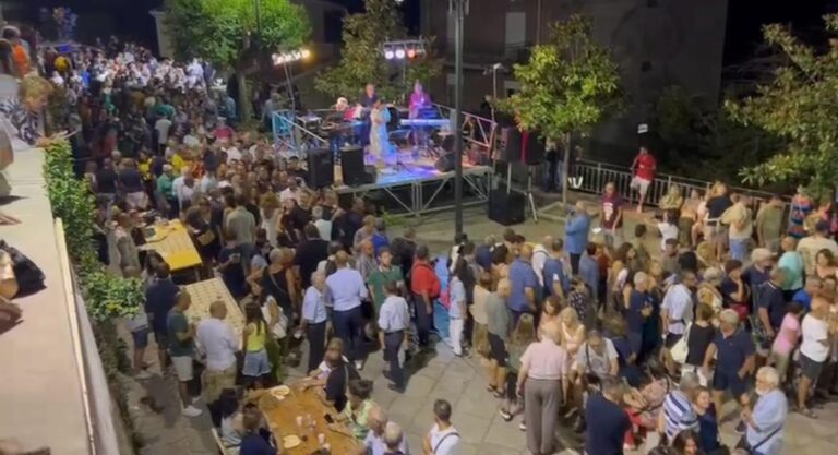 Raccuja – Un successo la “Sagra dei Maccheroni”. Stasera la Festa della Birra – VIDEO