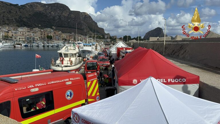 Sub a lavoro per trovare i 6 dispersi del Bayesian, ore di angoscia a Porticello