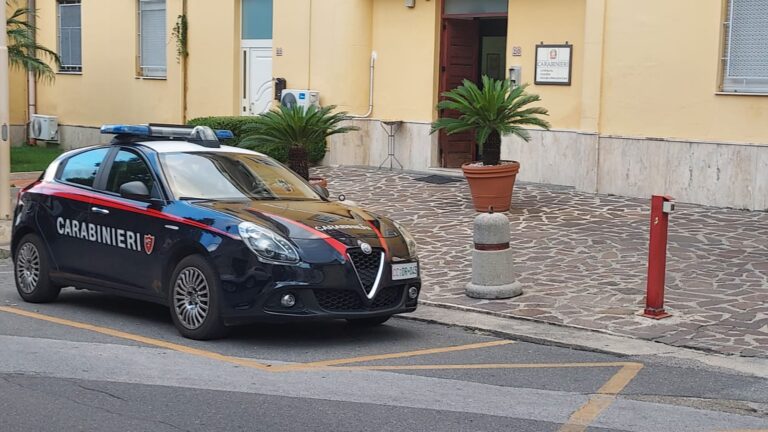 Patti, furto in abitazione. Arrestato uno dei presunti ladri, si cerca il complice