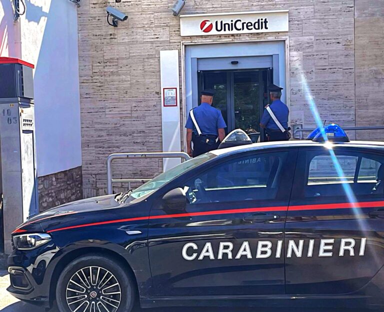 Terme Vigliatore: tentata rapina alla filiale di Unicredit. Arrestato 33enne di Barcellona PG. È caccia al complice