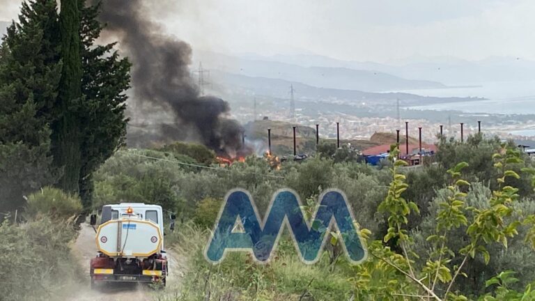 Torrenova, ennesimo rogo nel deposito rifiuti di Piano Stinco. Sul posto le squadre antincendio