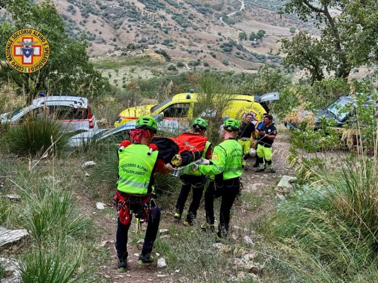 Tragico malore a Sclafani Bagni (PA), muore 67enne toscano mentre era impegnato in una escursione