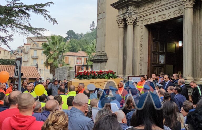 Tortorici, l’ultimo saluto a Sebastiano Calà Campana. Alle esequie i colleghi di tutta la Provincia