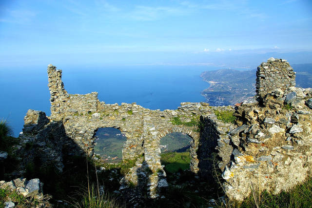 Gioiosa Marea e Piraino: finanziato il progetto congiunto per i percorsi turistici a Gioiosa Guardia e Serro Martini