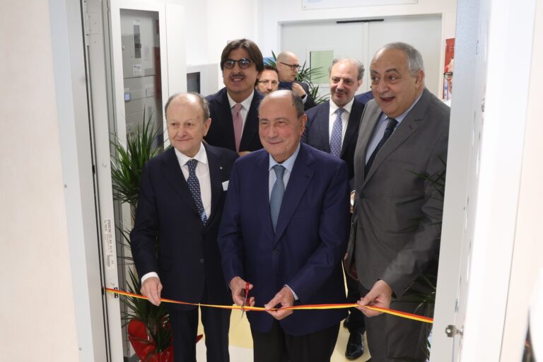 Palermo, inaugurata la sala ibrida del Maria Eleonora Hospital alla presenza del Presidente della Regione Schifani