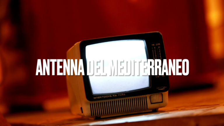 Programmazione: Stasera doppio appuntamento con Momenti in TV e lo speciale sul bullismo – Video