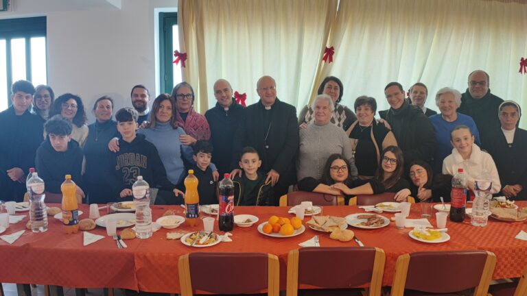 Pranzi di fraternità nei Comuni di Sant’Agata Militello e di Patti, alla presenza del Vescovo Giombanco