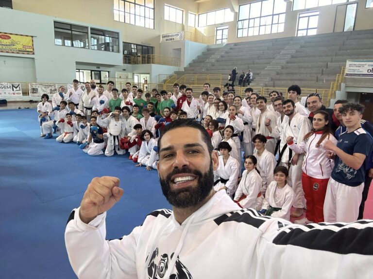 Santo Stefano di Camastra – Uno stage di karate con il campione olimpico Luigi Busà – VIDEO