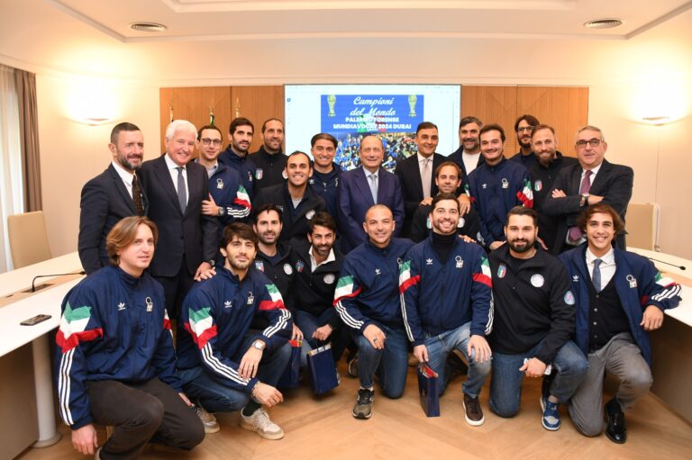 Palermo, premiata la squadra di calcio “Palermo Forense”, campione di “Mundiavocat 2024”